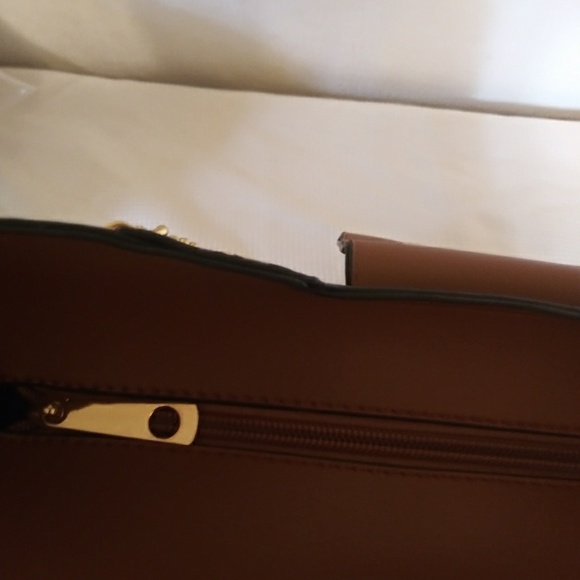 est.1946 lady's Handbag Purse - Picture 6 of 6